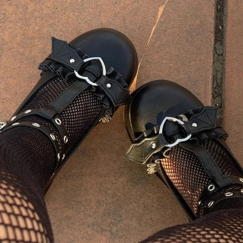 รองเท้าส้นเตารีดแบบมีสายรัดรูป - Boots บทวิจารณ์และราคา