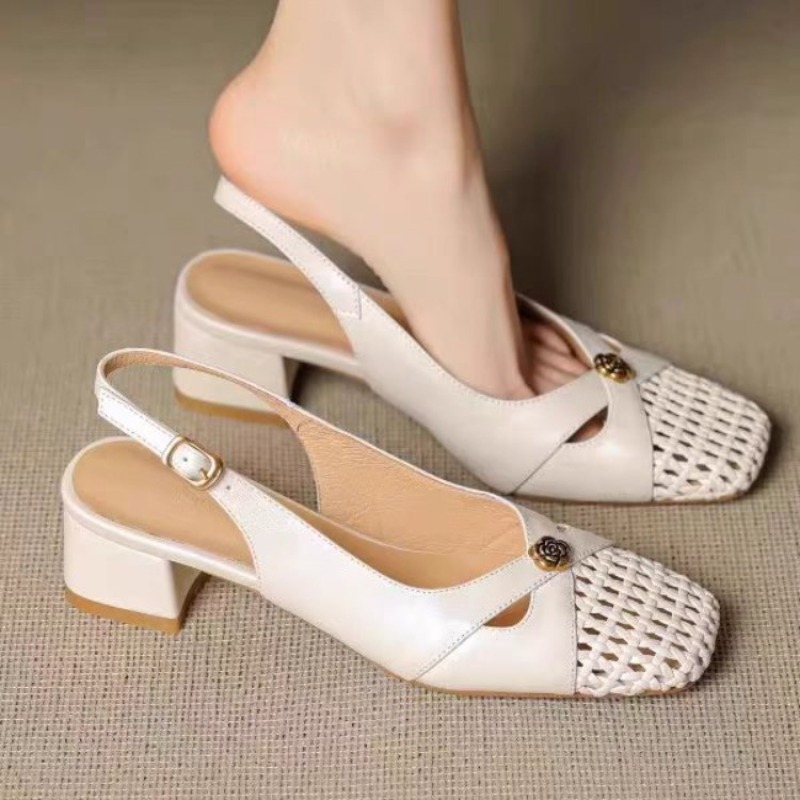 รองเท้าส้นเตารีดแบบปิดหัวสไตล์ - Sandals บทวิจารณ์และราคา